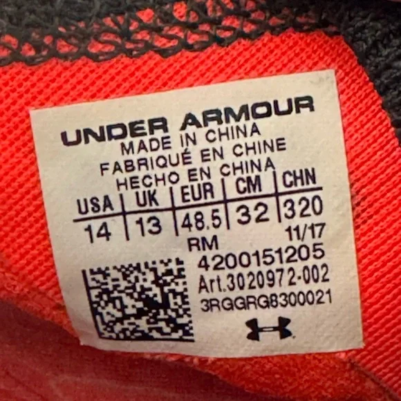 Black and Red Men's Athletic Shoes - Picture 3 of 3